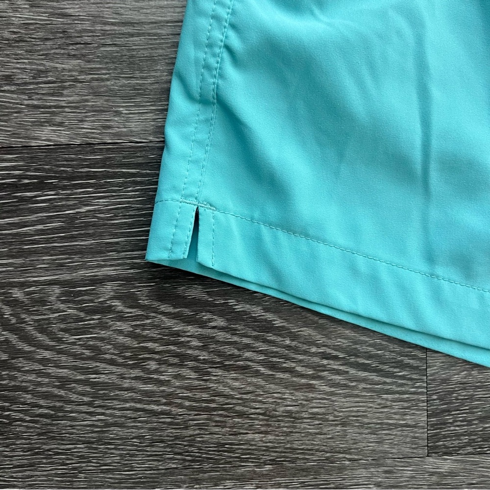 Abercrombie & Fitch Relaxed Stretch Turquoise Swim Trunks - Picture 2 of 6